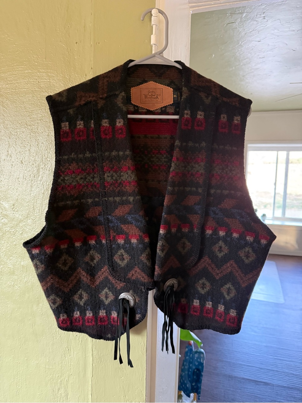 Woolrich Men’s Black and Brown Geometric Wool Cardigan Vest
